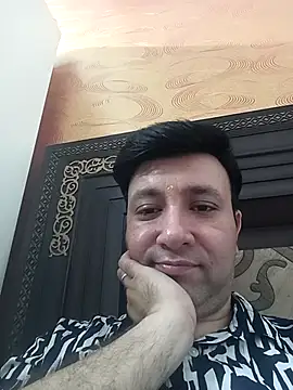 Snapshot of innocentboy1987 chatting on 2, 5, 2026 innocentboy1987 online show from 2, 5, 2026