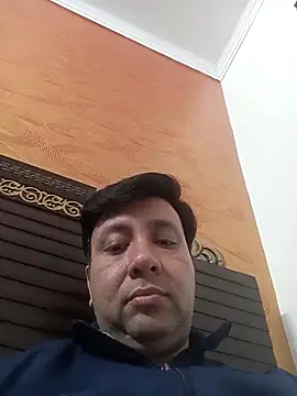 innocentboy1987 online show from 12, 2, 2026