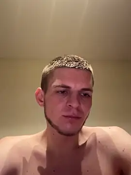 SexmachoThumb online show from 7, 2, 2025