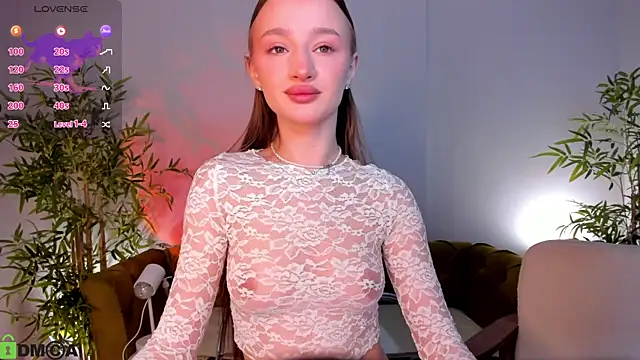 Snapshot of miiss__lulu chatting on 21, 5, 2026 miiss lulu online show from 21, 5, 2026