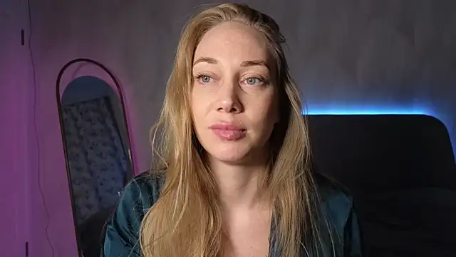 Snapshot of Engel_13 chatting on 11, 10, 2025 Engel 13 online show from 11, 10, 2025
