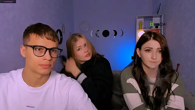 catherine kitty online show from 13, 10, 2025