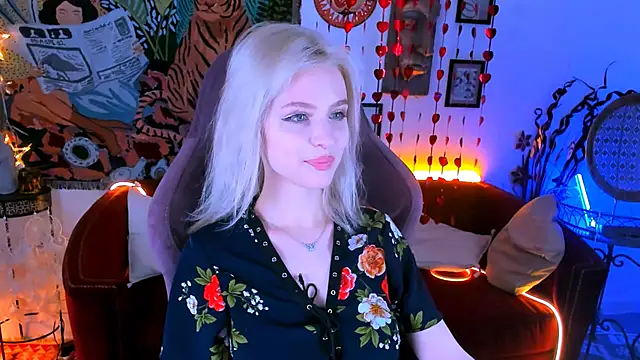 LeonaStane online show from 21, 2, 2025