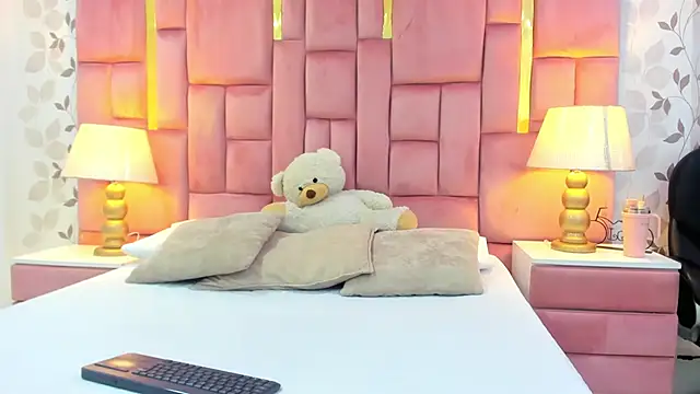 ArianaFranco online show from 23, 4, 2026