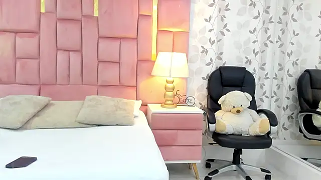 ArianaFranco online show from 20, 4, 2026