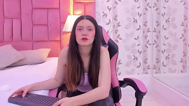 ArianaFranco online show from 8, 11, 2025