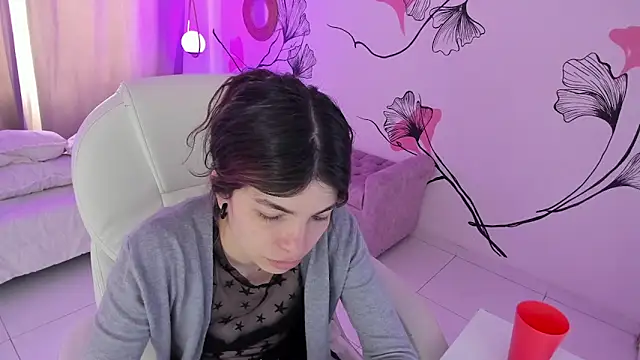 Isabela Fiorelli online show from 19, 4, 2026