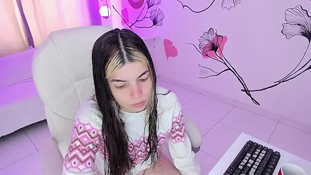 Snapshot of Isabela_Fiorelli chatting on 10, 10, 2025 Isabela Fiorelli online show from 10, 10, 2025