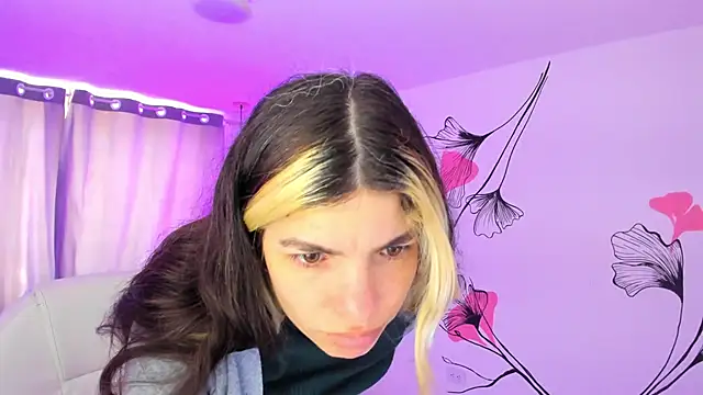 Snapshot of Isabela_Fiorelli chatting on 29, 11, 2025 Isabela Fiorelli online show from 29, 11, 2025