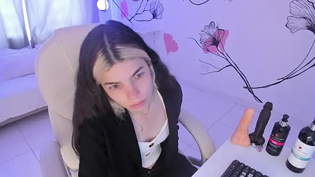 Snapshot of Isabela_Fiorelli chatting on 16, 10, 2025 Isabela Fiorelli online show from 16, 10, 2025