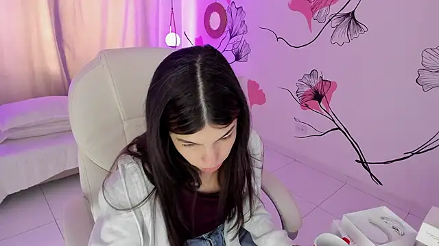 Isabela Fiorelli online show from 13, 1, 2026