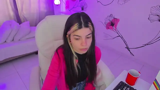 Snapshot of Isabela_Fiorelli chatting on 22, 11, 2025 Isabela Fiorelli online show from 22, 11, 2025