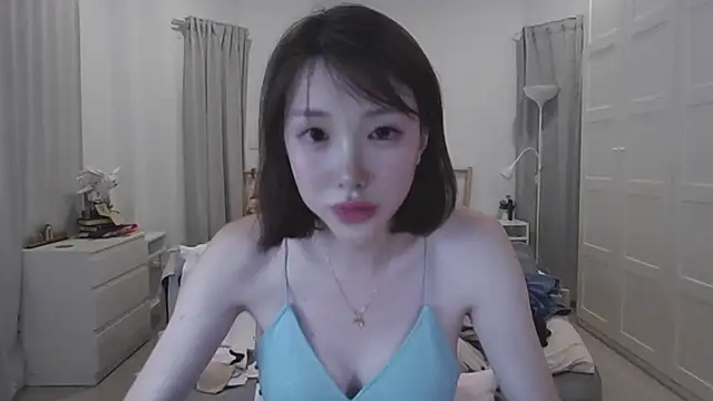 joycemilka online show from 13, 2, 2025