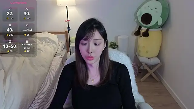 joycemilka online show from 8, 4, 2026