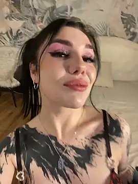 MaeveMoon online show from 28, 5, 2026