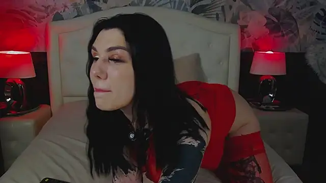 MaeveMoon online show from 9, 5, 2026