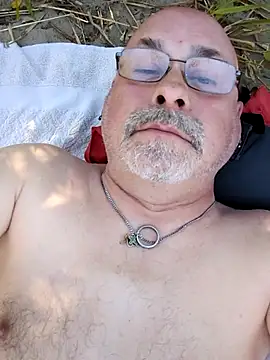 juneguy67 online show from 17, 7, 2026