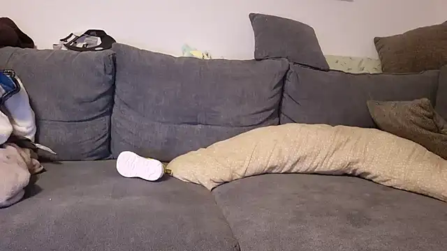 ademandjulia online show from 15, 11, 2025