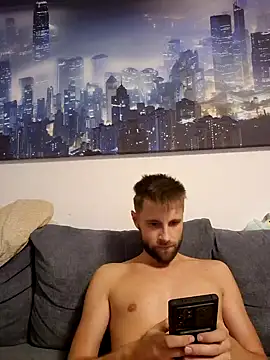 ademandjulia online show from 27, 10, 2025