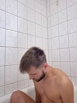 ademandjulia online show from 25, 10, 2025