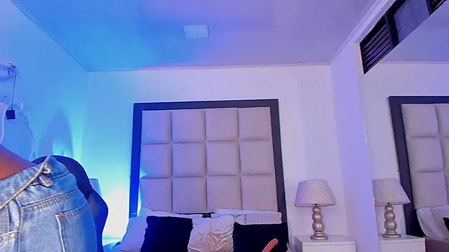 Zoe CarterX online show from 7, 2, 2026