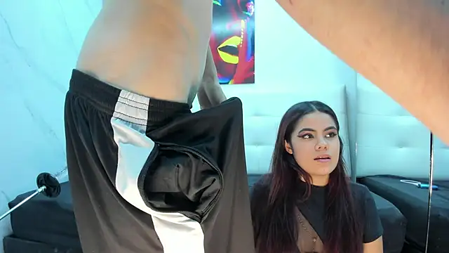 EsperanzaAndJey online show from 19, 2, 2025