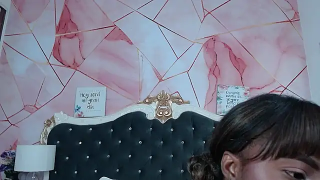 LindaBird online show from 8, 11, 2025