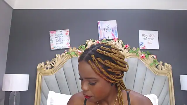 LindaBird online show from 26, 2, 2025
