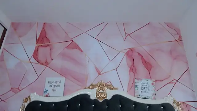 LindaBird online show from 31, 10, 2025