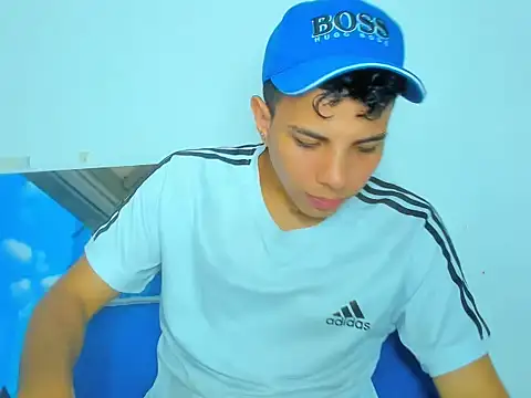 Snapshot of Alessandro_1610 chatting on 21, 3, 2025 Alessandro 1610 online show from 21, 3, 2025