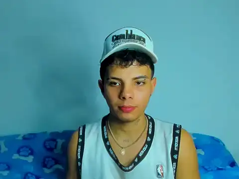 Snapshot of Alessandro_1610 chatting on 12, 9, 2025 Alessandro 1610 online show from 12, 9, 2025