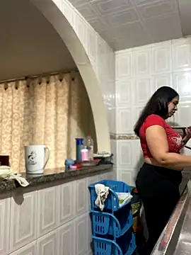 Snapshot of Carola-Ross chatting on 30, 11, 2025 Carola-Ross online show from 30, 11, 2025