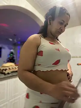 Carola-Ross online show from 13, 12, 2025