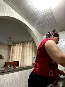 Snapshot of Carola-Ross chatting on 24, 10, 2025 Carola-Ross online show from 24, 10, 2025