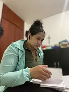 Carola-Ross online show from 4, 2, 2026