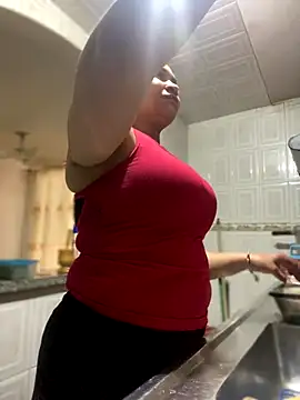 Snapshot of Carola-Ross chatting on 16, 9, 2025 Carola-Ross online show from 16, 9, 2025