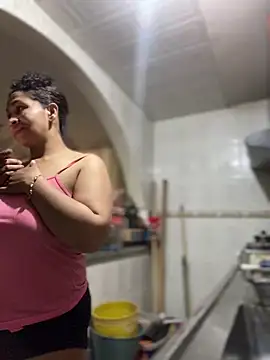 Snapshot of Carola-Ross chatting on 28, 9, 2025 Carola-Ross online show from 28, 9, 2025