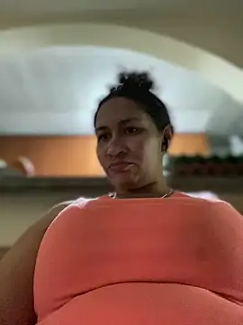 Snapshot of Carola-Ross chatting on 15, 10, 2025 Carola-Ross online show from 15, 10, 2025