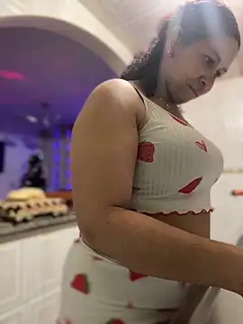 Carola-Ross online show from 13, 12, 2025