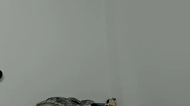 hugosan12 online show from 25, 2, 2025