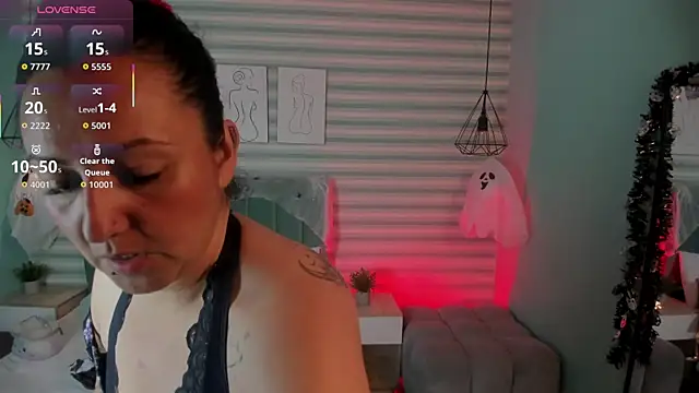 abby apple online show from 31, 10, 2025