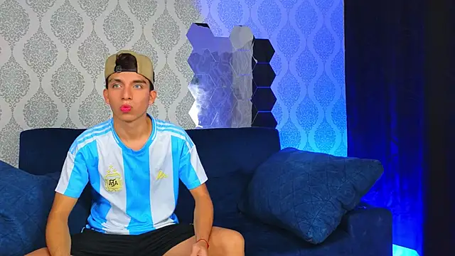 Angel boyy2 online show from 18, 2, 2025