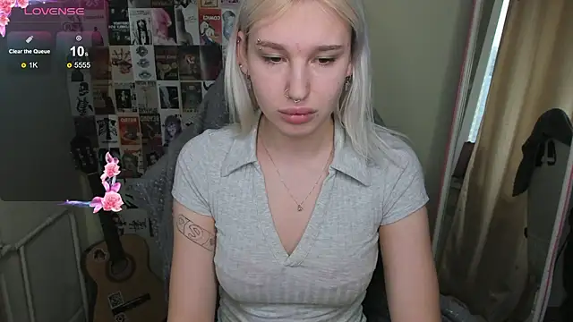 EvelinaLuu online show from 20, 3, 2026