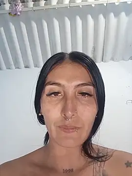 single mother indecent online show from 27, 5, 2026