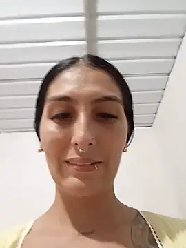 single mother indecent online show from 29, 5, 2026
