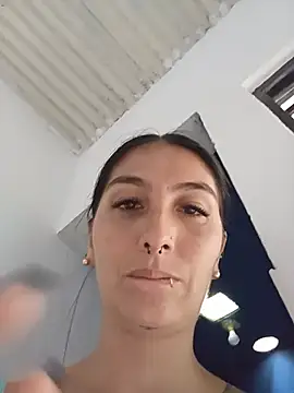 single mother indecent online show from 30, 5, 2026