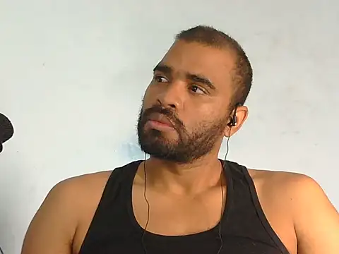 Snapshot of YOX22 chatting on 16, 6, 2026 YOX22 online show from 16, 6, 2026