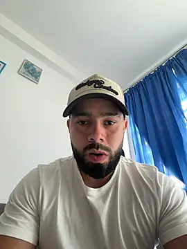 Snapshot of mikeblaree chatting on 12, 7, 2026 mikeblaree online show from 12, 7, 2026