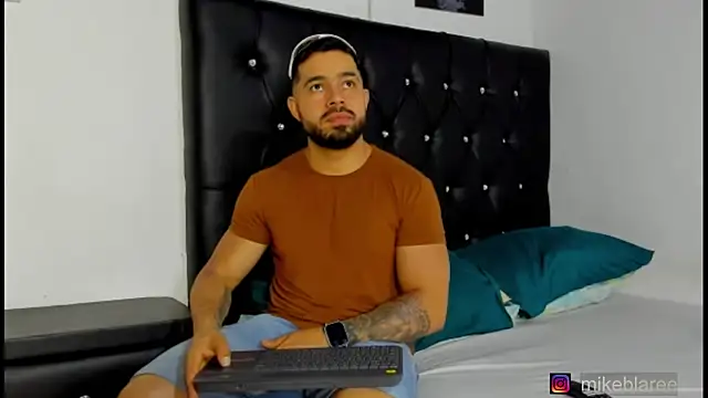 mikeblaree online show from 11, 4, 2026