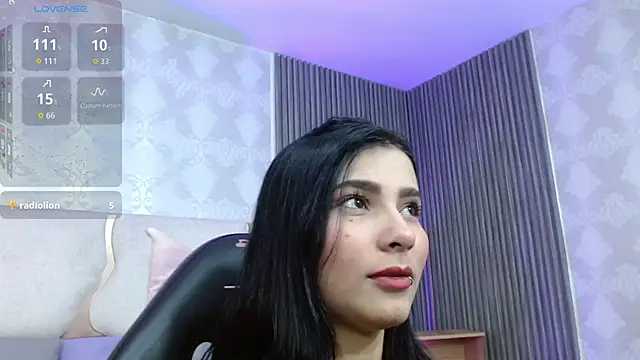 Snapshot of Gaby_tay1 chatting on 27, 10, 2025 Gaby tay1 online show from 27, 10, 2025